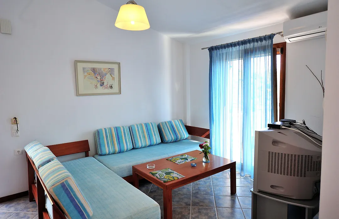 Eye Q Resort Seaview-1